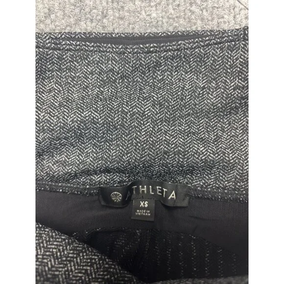 Athleta Tight Crop Pants Leggings Women's XS Black White 2 Zip Pockets Slit Hem - Picture 2 of 8